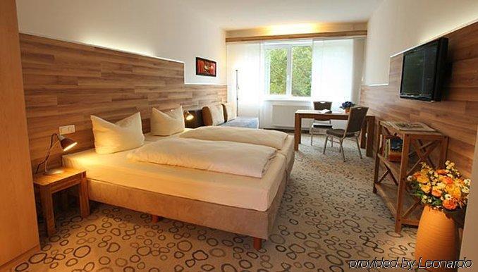 Petul Apart Hotel Am Ruhrbogen โบคุห์ม ภายนอก รูปภาพ