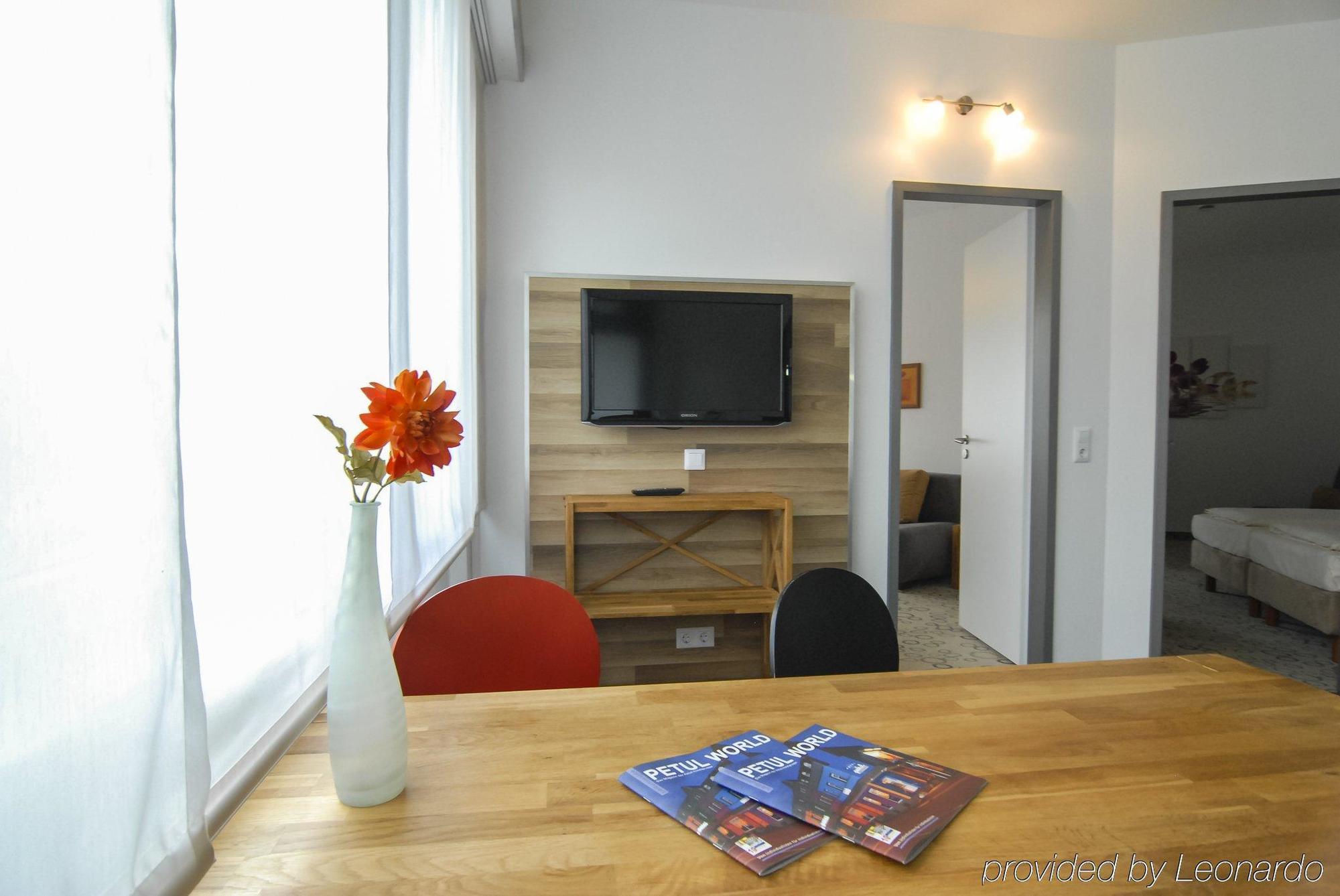 Petul Apart Hotel Am Ruhrbogen โบคุห์ม ภายนอก รูปภาพ