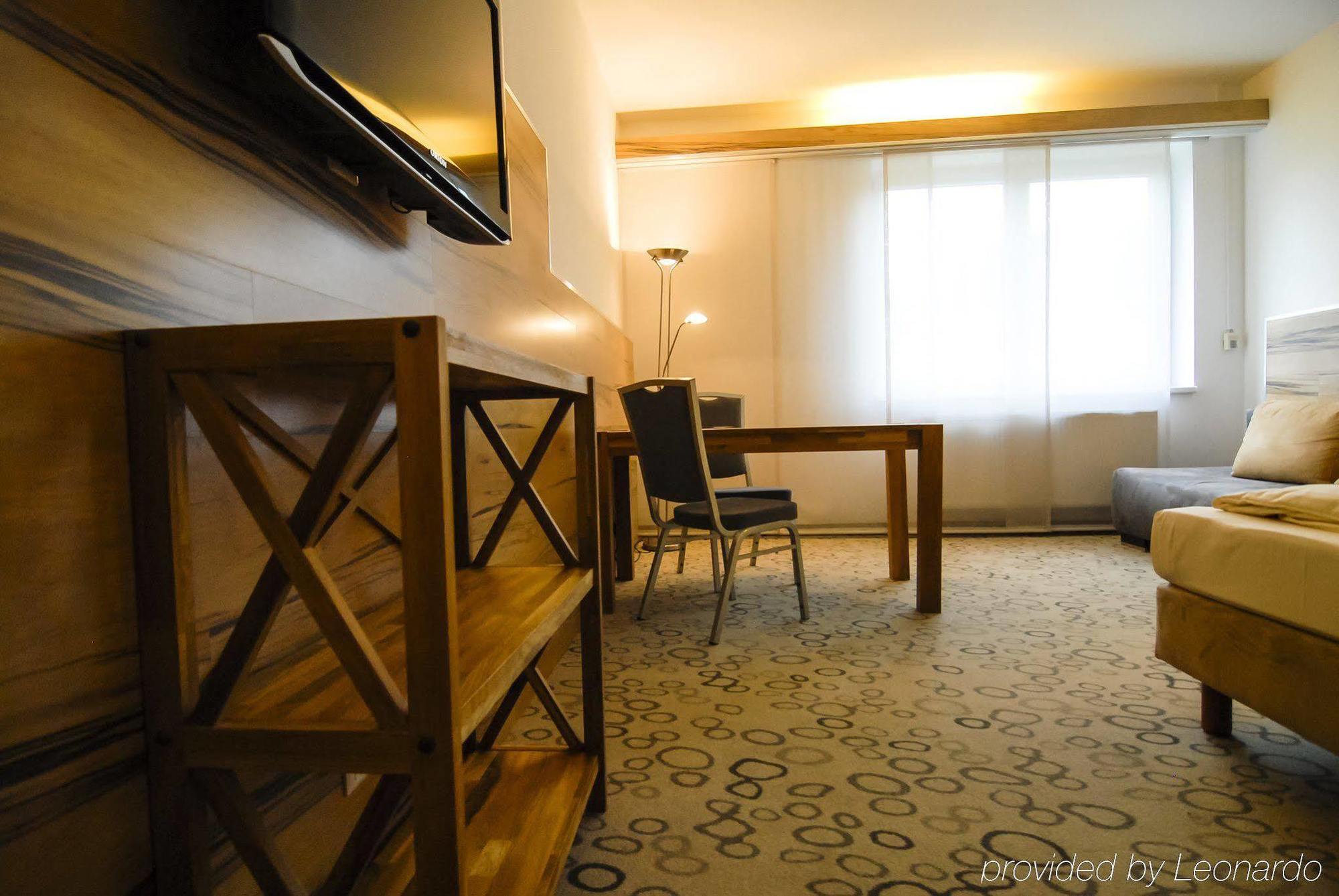 Petul Apart Hotel Am Ruhrbogen โบคุห์ม ภายนอก รูปภาพ