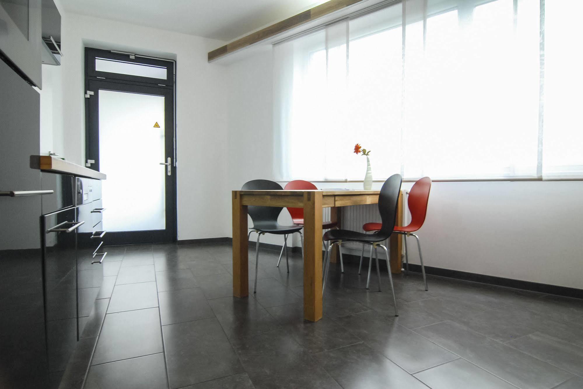 Petul Apart Hotel Am Ruhrbogen โบคุห์ม ภายนอก รูปภาพ