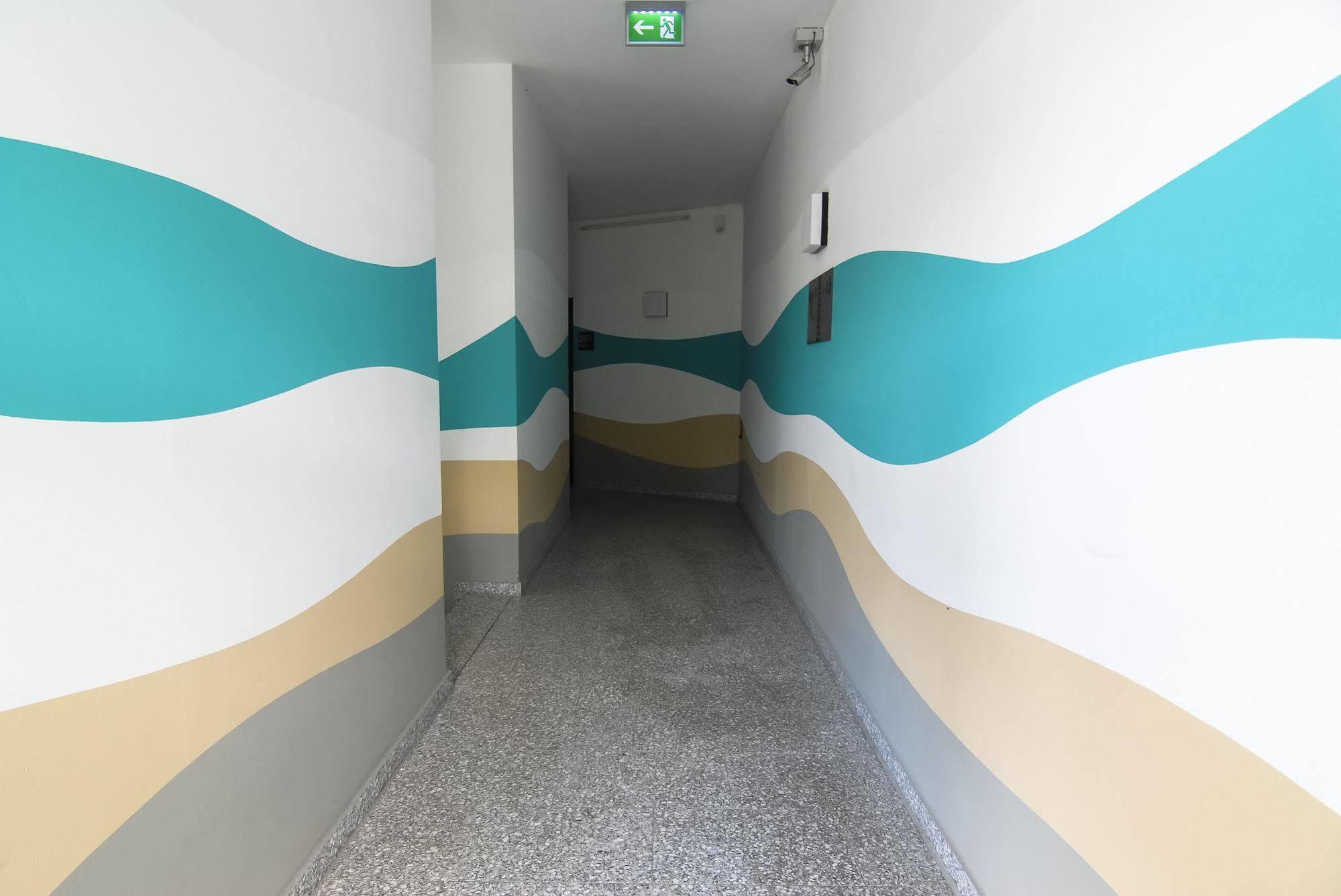 Petul Apart Hotel Am Ruhrbogen โบคุห์ม ภายนอก รูปภาพ