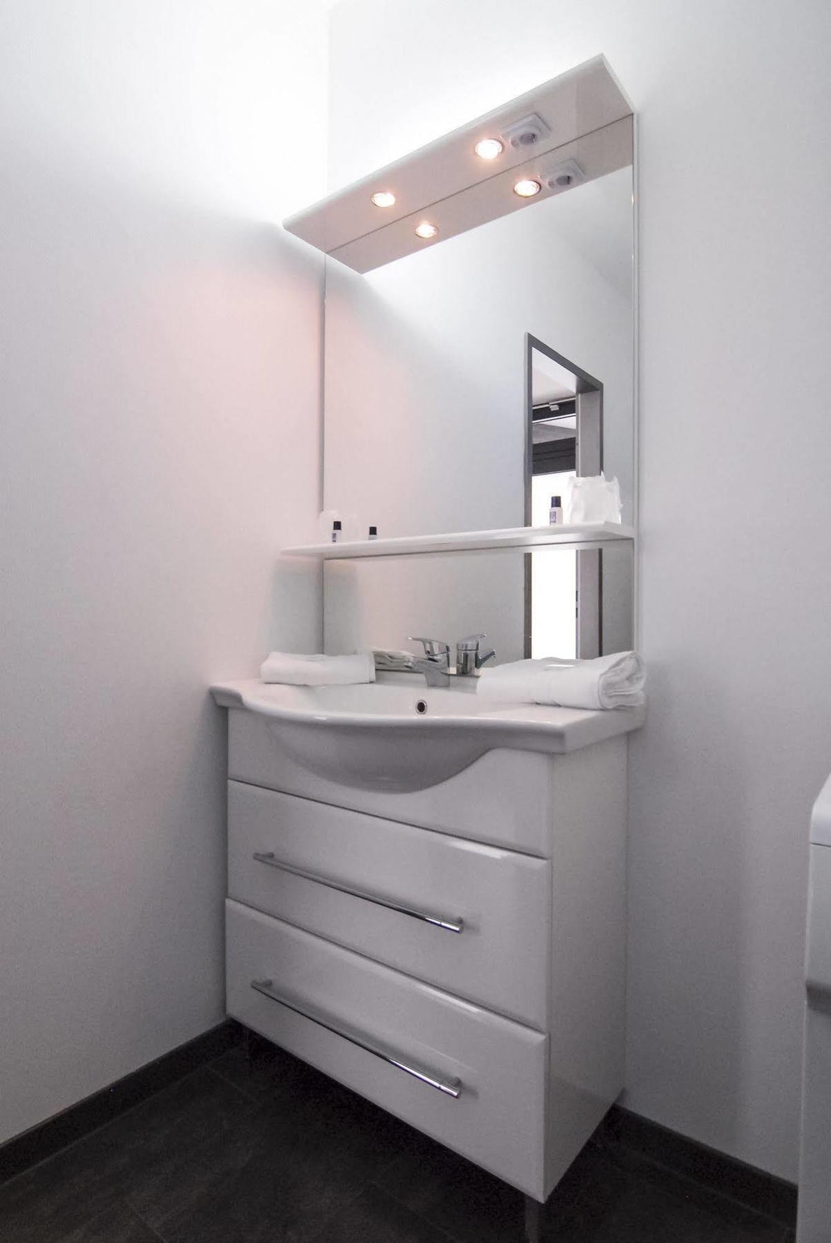 Petul Apart Hotel Am Ruhrbogen โบคุห์ม ภายนอก รูปภาพ