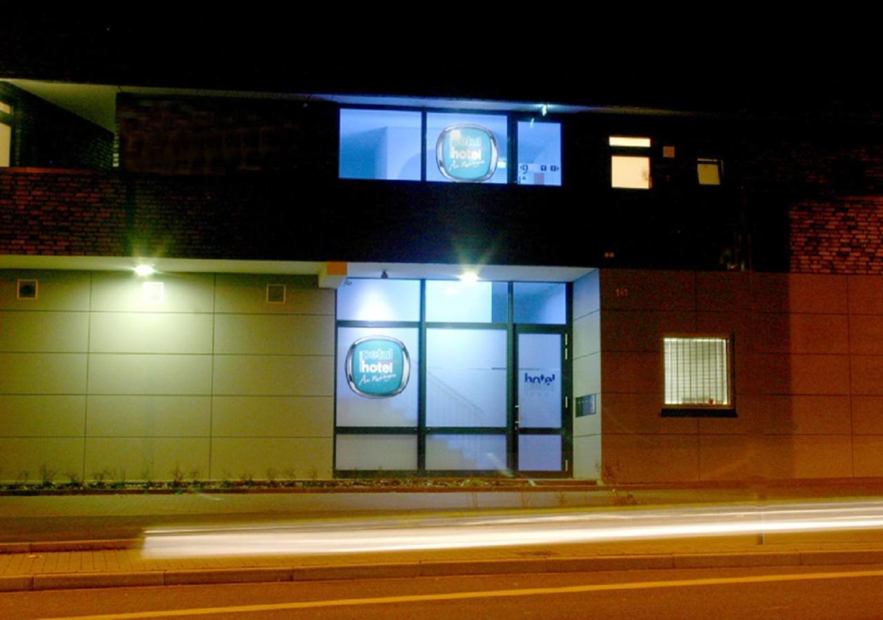 Petul Apart Hotel Am Ruhrbogen โบคุห์ม ภายนอก รูปภาพ